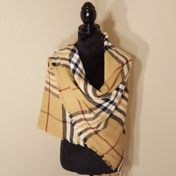 NWT V.FRAAS Women's Brown Plaid Square Wrap - Picture 4 of 7